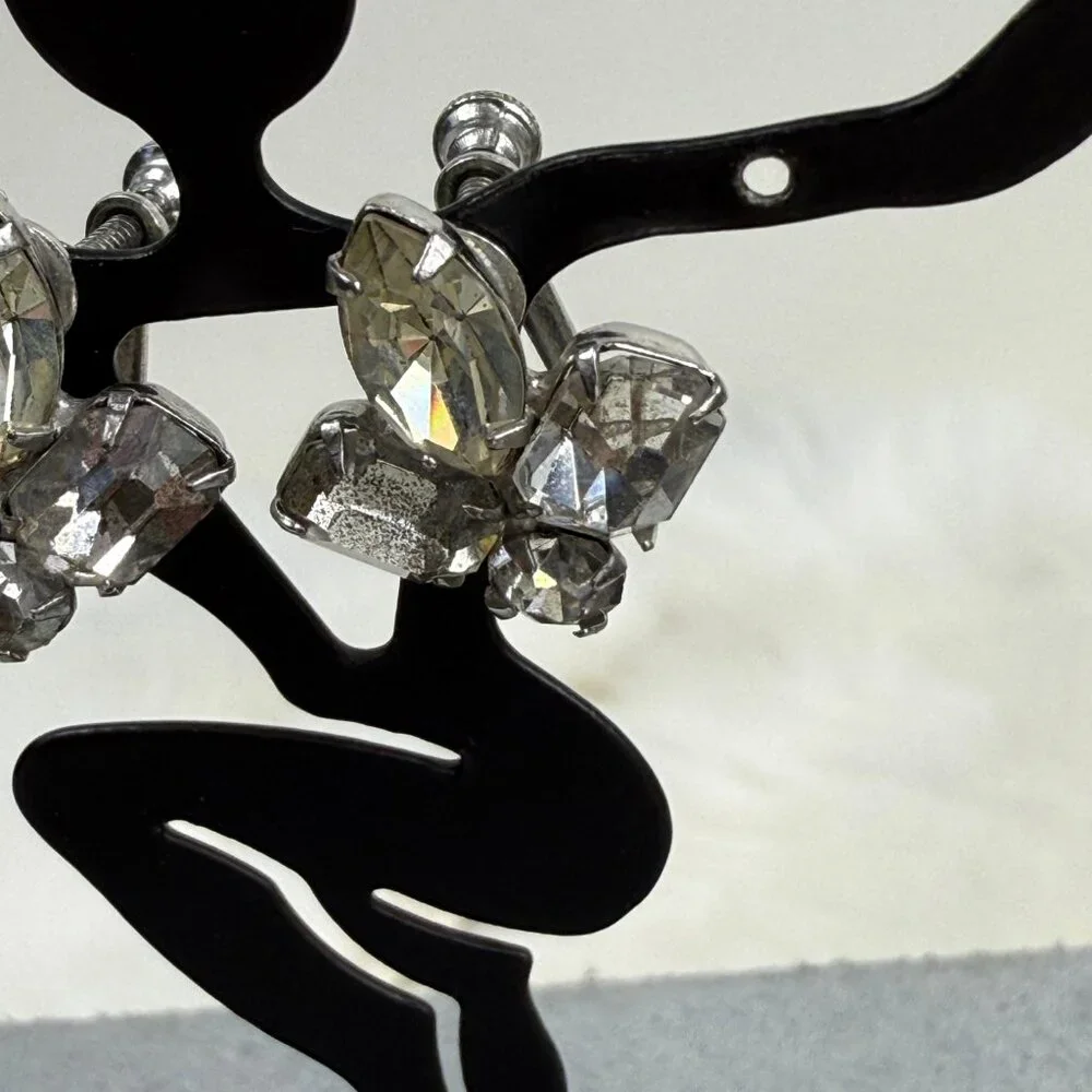 Vintage Rhinestone Screw Back Earrings .75